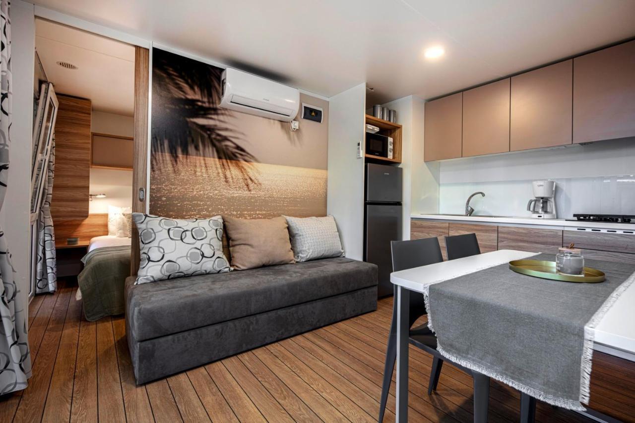 רוביני Porton Mobile Home מראה חיצוני תמונה