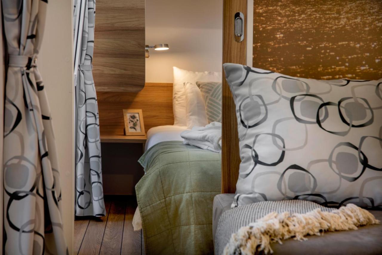 רוביני Porton Mobile Home מראה חיצוני תמונה